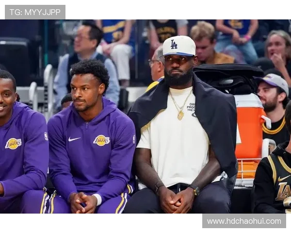 詹姆斯谈布朗尼独立生活亲子交流减少感慨万千 詹姆斯谈布朗尼独立生活亲子交流减少感慨万千